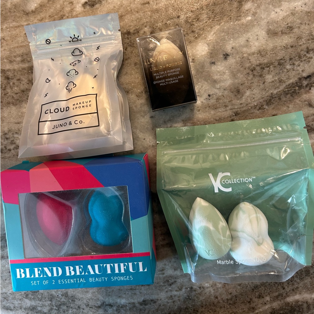 BRAND NEW Makeup Sponge Set